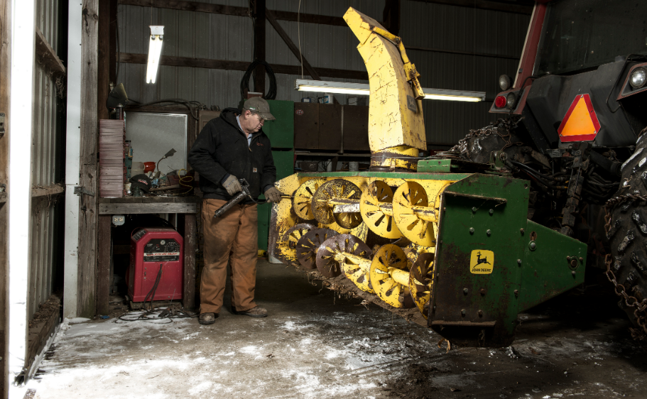 farm machinery maintenance